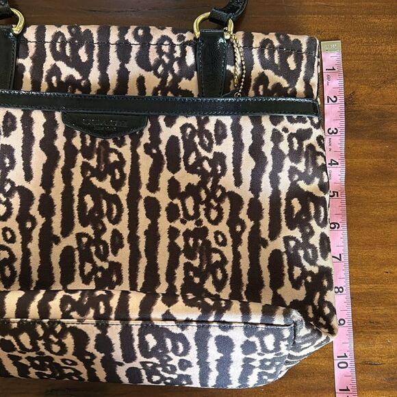 Coach bag and matching wristlet cute bundle - Picture 15 of 17
